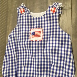 Cecil and Lou Smoking American Flag Bubble